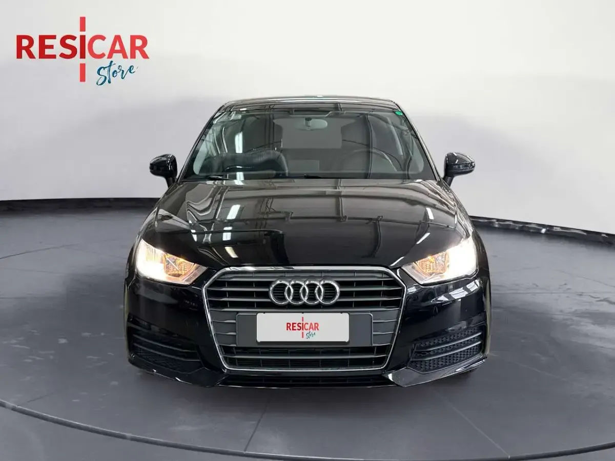 Usata Audi A1 Design 90 CV (66 kW) 2018 Nero Berlina