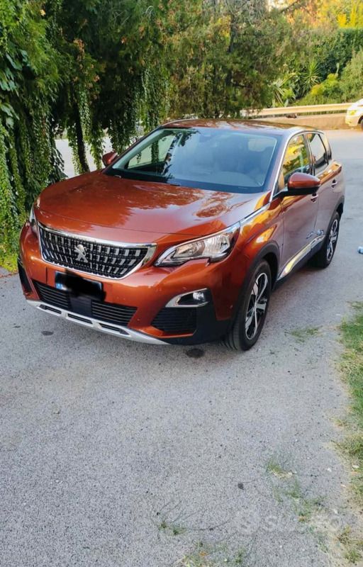 Usata Peugeot 3008 Allure 120 CV (88 kW) 2017 SUV
