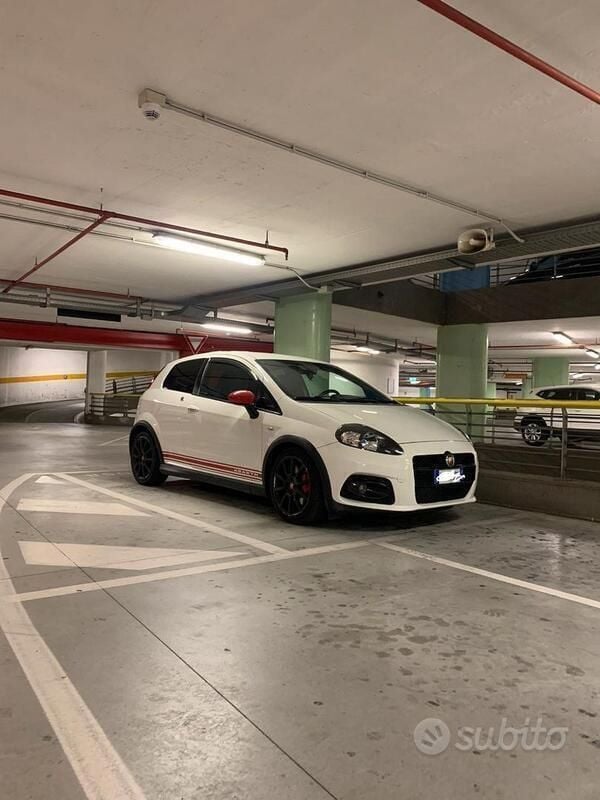 Usata Abarth Grande Punto 155 CV (114 kW) 2008 Utilitaria