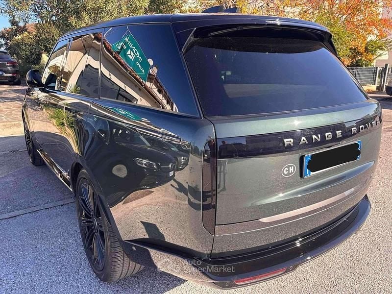Usata Land Rover Range Rover 249 CV (183 kW) 2023 British racing green SUV