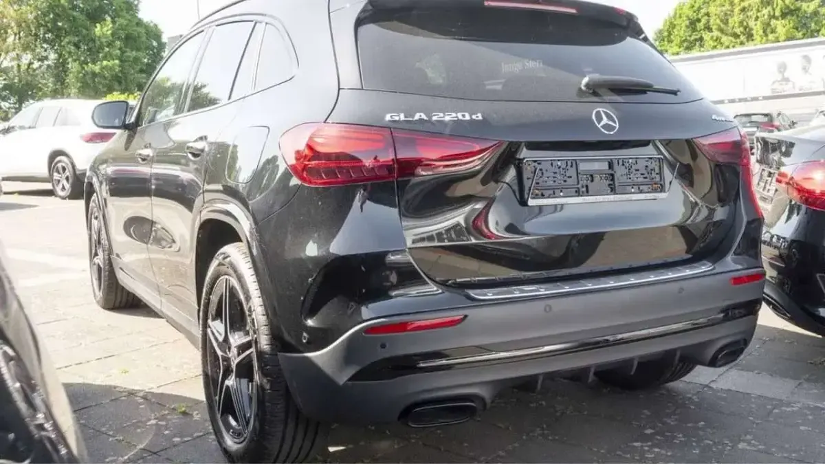 Usata Mercedes GLA220 Advanced Plus 190 CV (139 kW) 2025 Other SUV