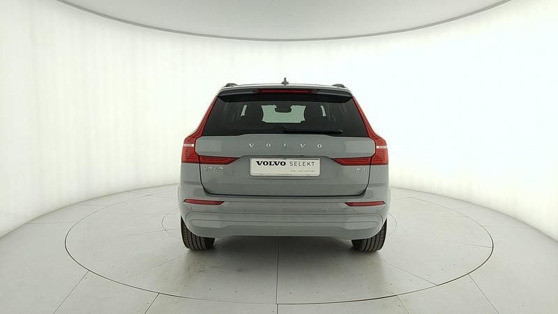 Usata Volvo XC60 Momentum 197 CV (144 kW) 2023 Grigio SUV