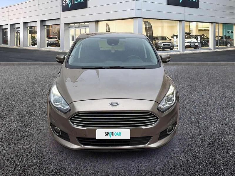 Usata Ford S-MAX Titanium 150 CV (110 kW) 2019 Beige Monovolume
