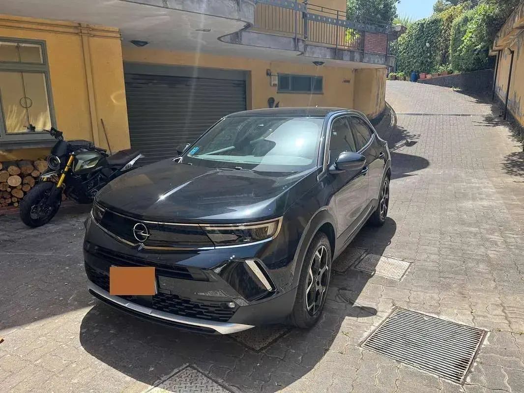 Usata Opel Mokka Elegance 136 CV (100 kW) 2023 Nero SUV