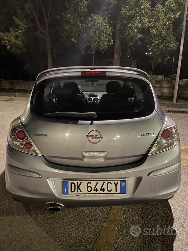 Usato 2007 Opel Corsa Diesel (3.000 €)