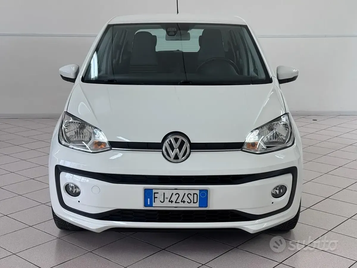 Usata VW up! move up! 68 CV (50 kW) 2017 Bianco Utilitaria