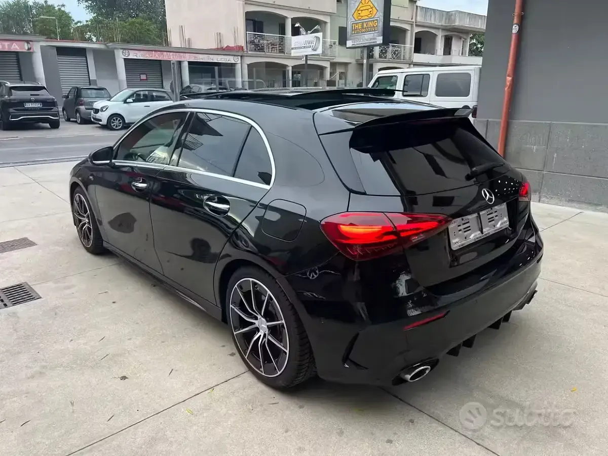 Usata Mercedes A45 AMG AMG 421 CV (309 kW) 2024 Nero Utilitaria