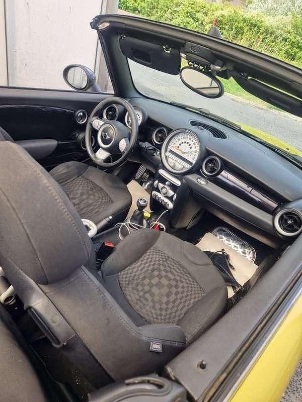 Usata Mini Cooper S Cabriolet 174 CV (127 kW) 2009 Cabrio