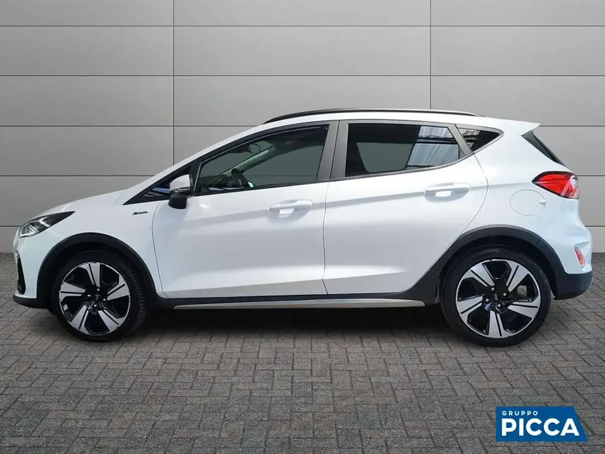 Usata Ford Fiesta Active 125 CV (91 kW) 2023 Bianco Utilitaria