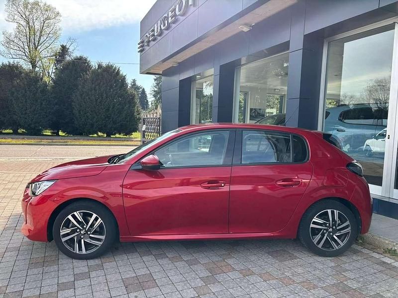 Usata Peugeot 208 Allure 101 CV (74 kW) 2020 Rosso Utilitaria
