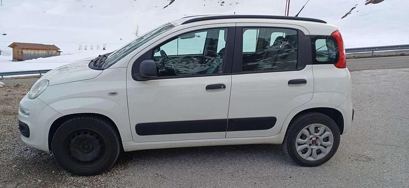 Usata Fiat Panda Easy 86 CV (63 kW) 2015 Bianco Utilitaria