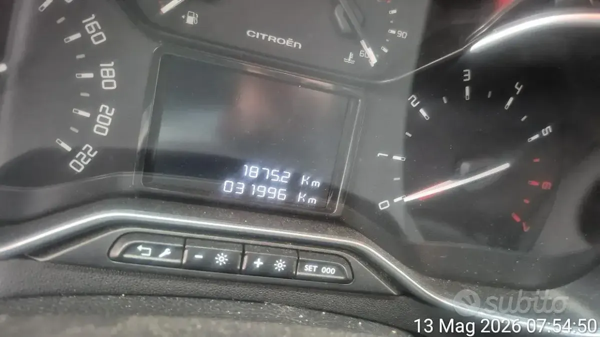 Usata Citroën C3 102 CV (75 kW) 2022 Verde Utilitaria