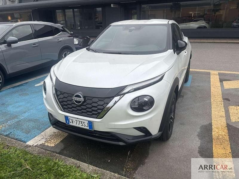 Bianco Usata 2024 Nissan Juke N-Connecta SUV | 26.400 € (Molto cara) - Immagine 1/4