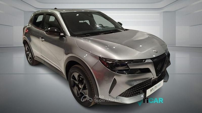 Usata Alfa Romeo Junior 136 CV (100 kW) 2025 Grigio SUV