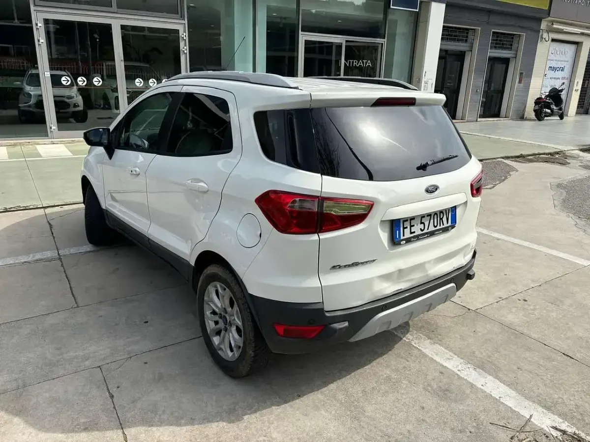 Usata Ford Ecosport Titanium S 95 CV (69 kW) 2016 Bianco SUV