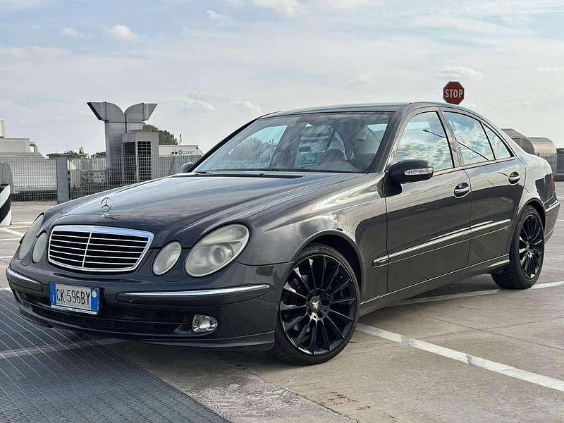 Usata Mercedes E270 Avantgarde 177 CV (130 kW) 2004 Berlina