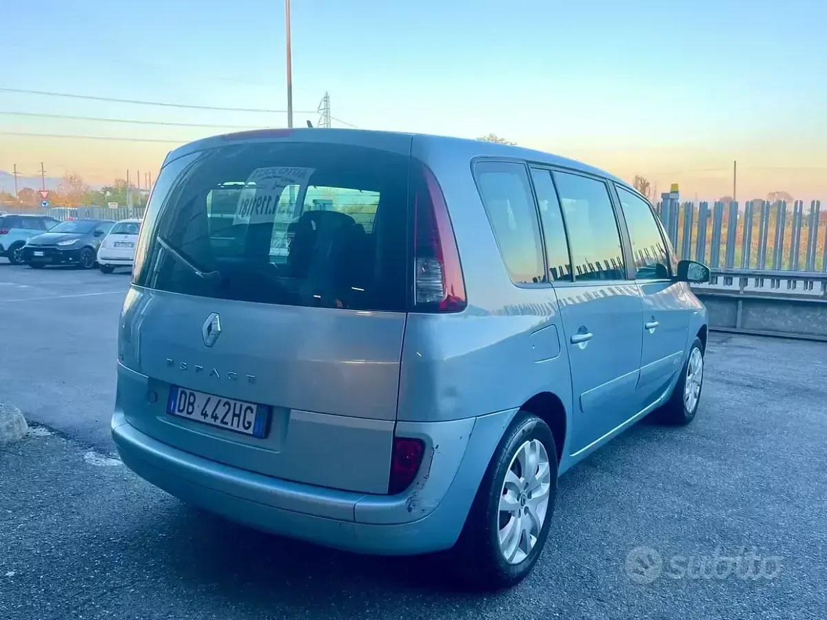 Usata Renault Espace Luxe 150 CV (110 kW) 2006 Grigio Monovolume