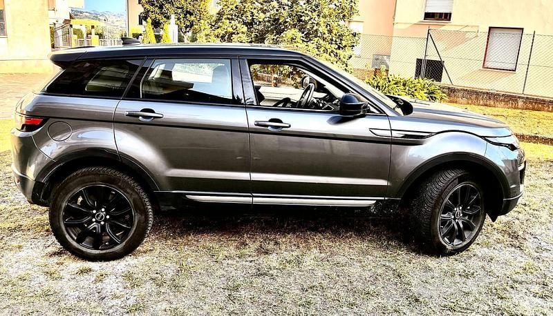 Usata Land Rover Range Rover evoque 2018 Grigio SUV