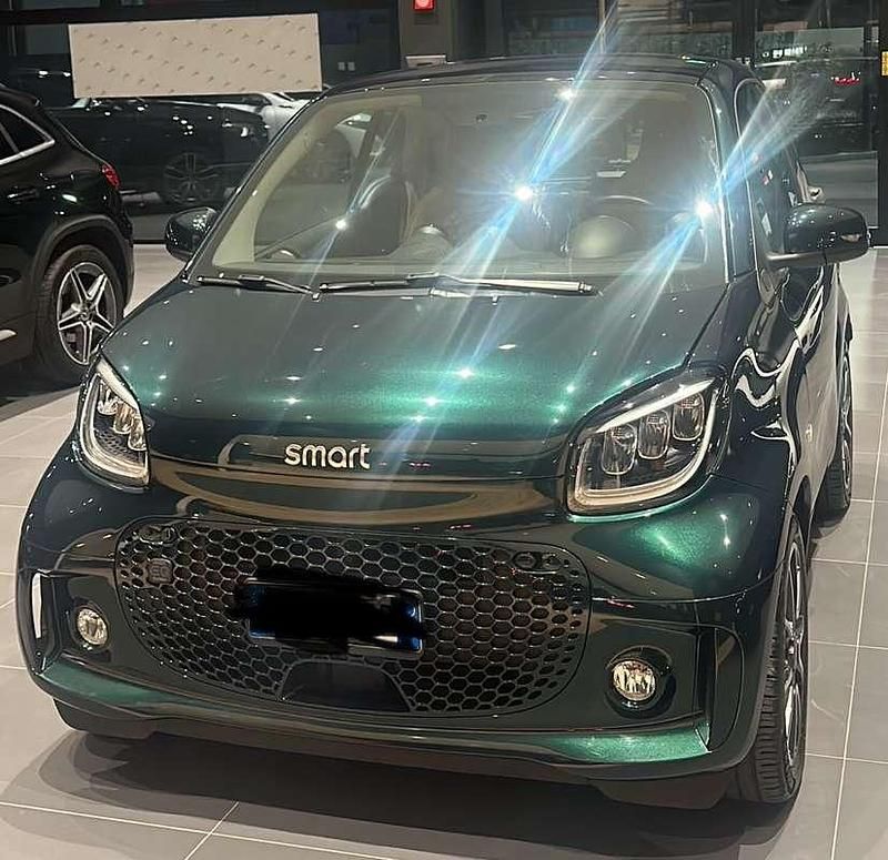 Usata Smart ForTwo Coupé Passion 41 kW (56 CV) 2020 Verde Utilitaria