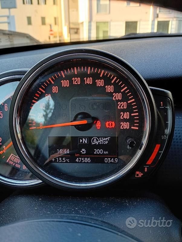 Usata Mini Cooper 136 CV (100 kW) 2018 Grigio Utilitaria