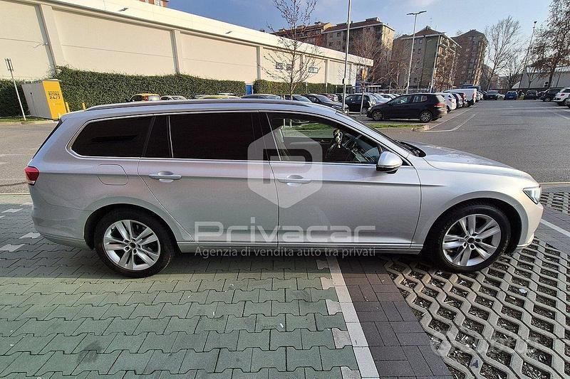 Usata VW Passat Business 150 CV (110 kW) 2019 Gray Station wagon