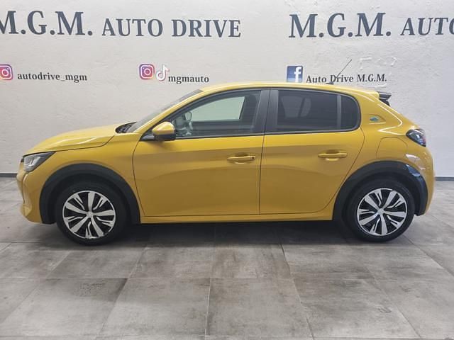Usata Peugeot e-208 Active 100 kW (136 CV) 2020 Giallo Utilitaria