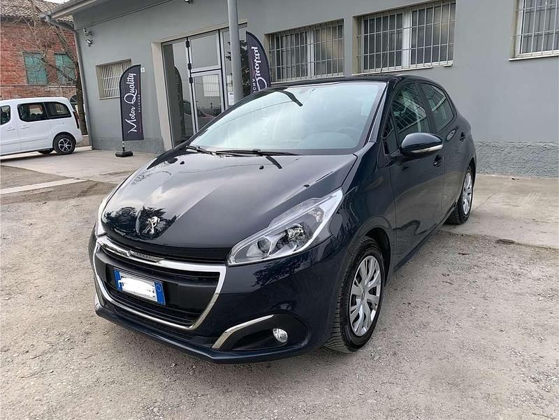 Usata Peugeot 208 Active 68 CV (50 kW) 2016 Blu/azzurro Utilitaria