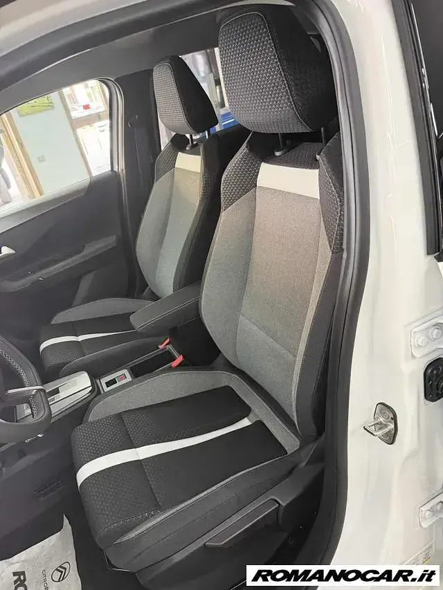 Nuova Opel Frontera 136 CV (100 kW) 2026 Bianco SUV