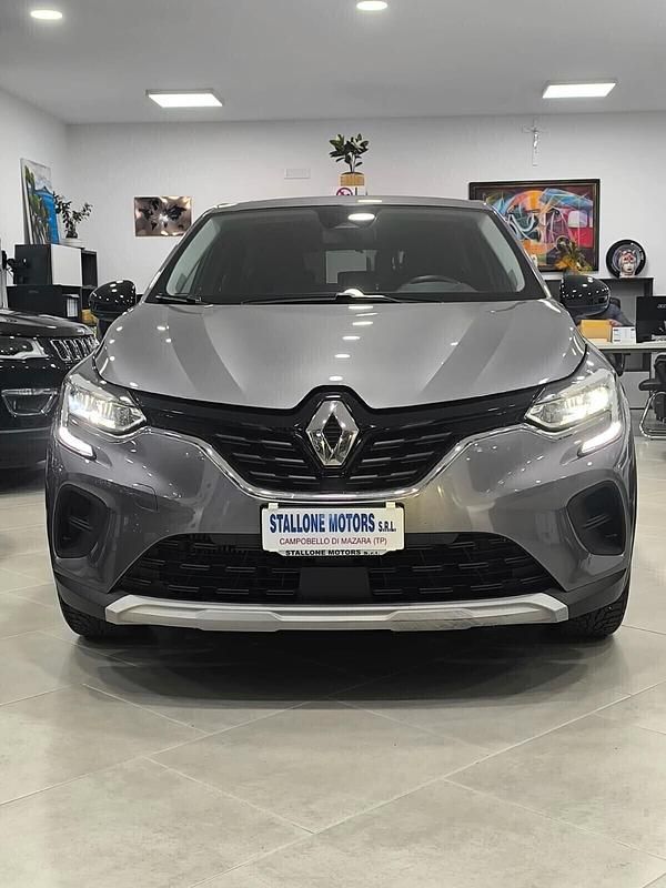 Usata Renault Captur Business 91 CV (66 kW) 2021 Argento SUV