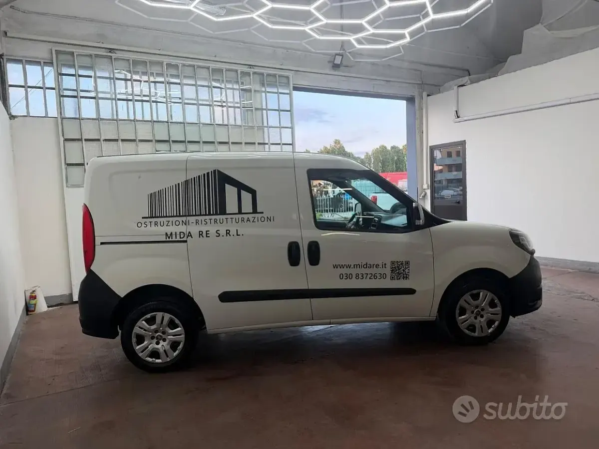 Usata Fiat Doblò 95 CV (69 kW) 2020 Bianco Monovolume