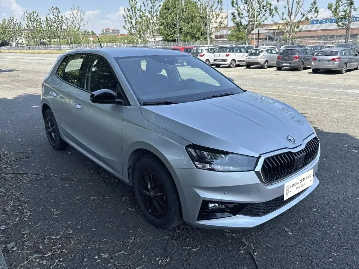 Usata Skoda Fabia 80 CV (58 kW) 2025 Grigio Utilitaria
