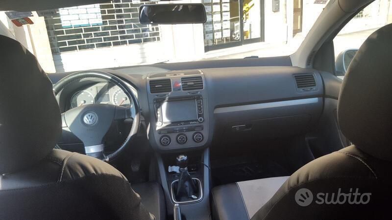 Usata VW Golf V 105 CV (77 kW) 2008 Grigio Berlina