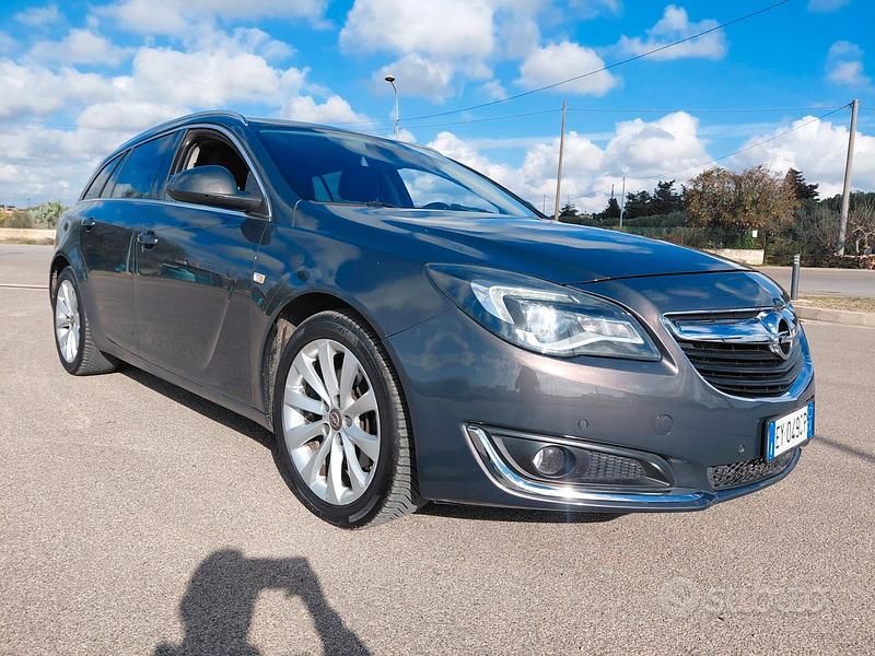 Usata Opel Insignia Business 170 CV (125 kW) 2015 Grigio Station wagon