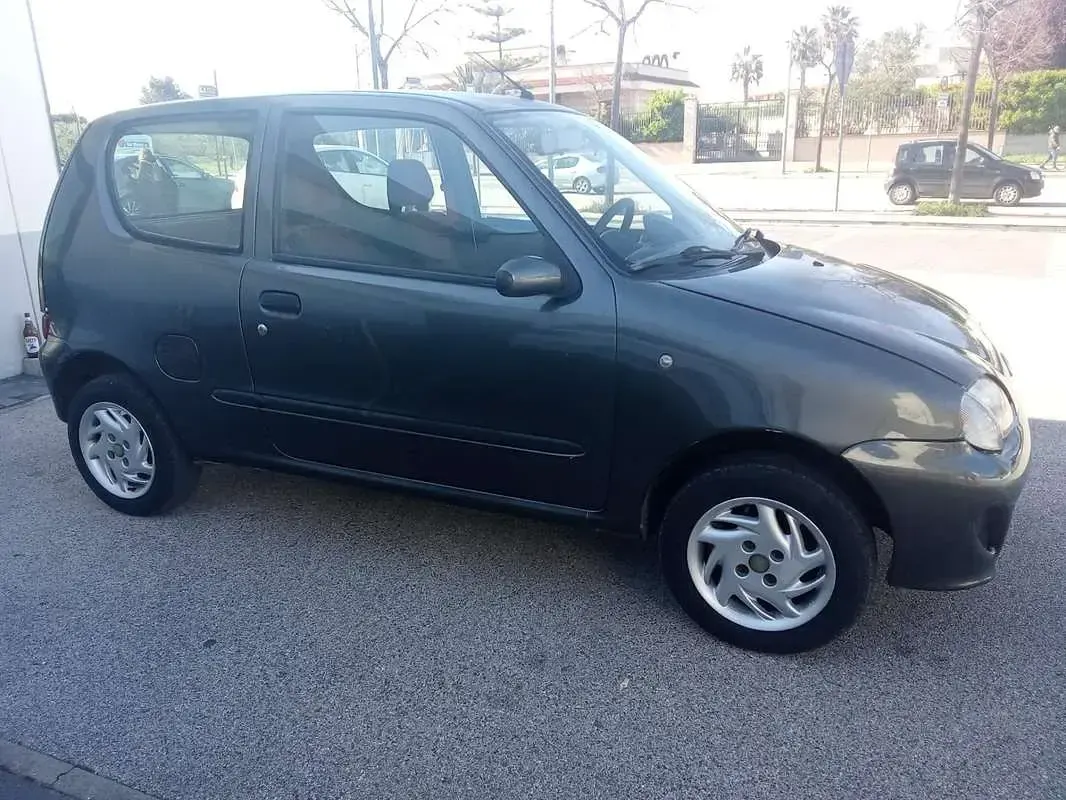 Usata Fiat Seicento 54 CV (39 kW) 2000 Utilitaria