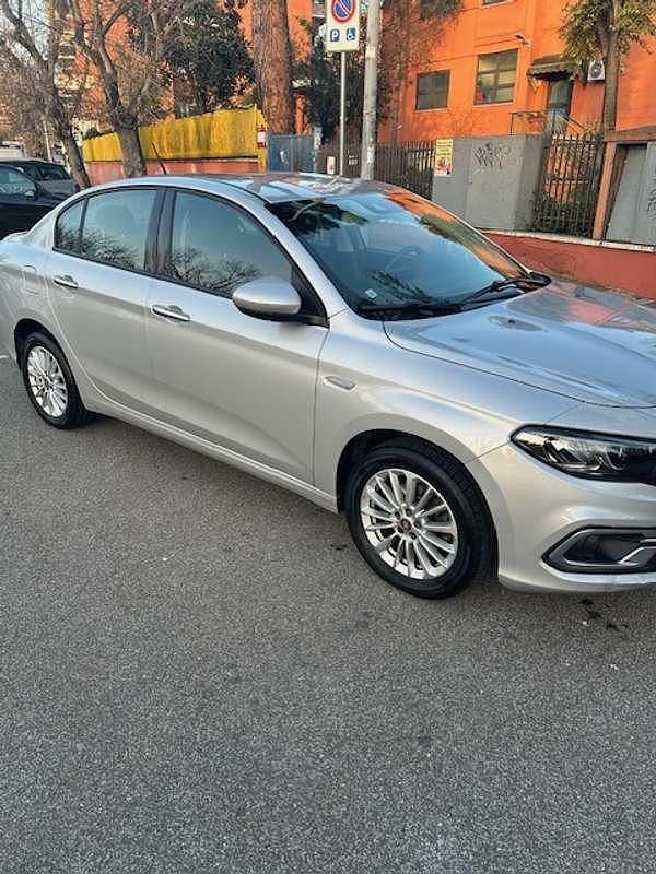 Usata Fiat Tipo Life 101 CV (74 kW) 2022 Berlina