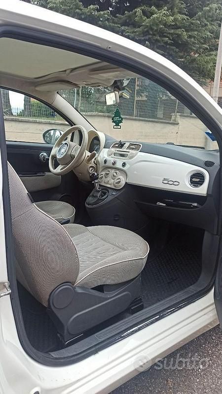 Usata Fiat 500 Lounge 75 CV (55 kW) 2008 Bianco Utilitaria
