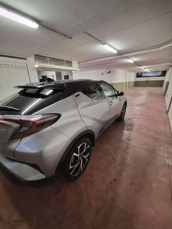 Usata Toyota C-HR Style 122 CV (89 kW) 2017 SUV