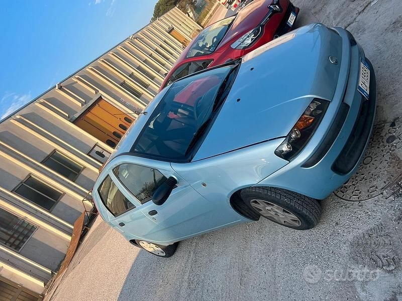 Usata Fiat Punto 2002 Utilitaria