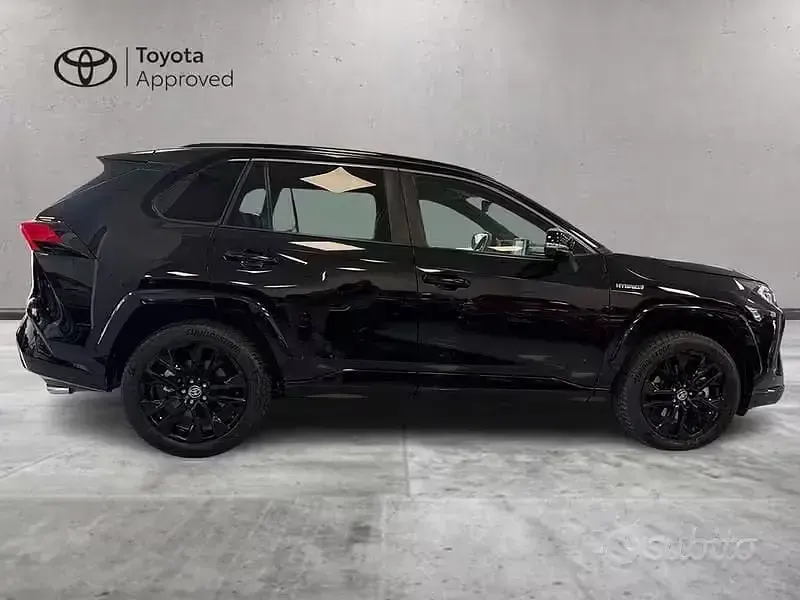 Usata Toyota RAV4 Hybrid Edition 222 CV (163 kW) 2022 Nero SUV