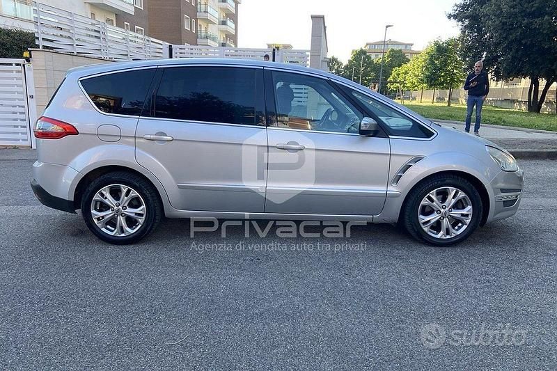 Usata Ford S-MAX Titanium 163 CV (119 kW) 2011 Grigio Monovolume
