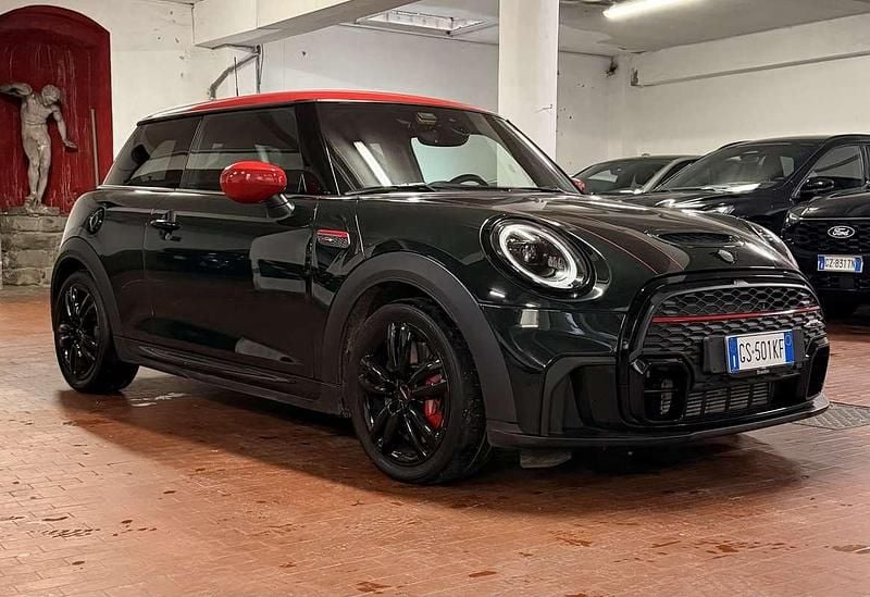 Usata Mini John Cooper Works 231 CV (169 kW) 2024 Verde Utilitaria