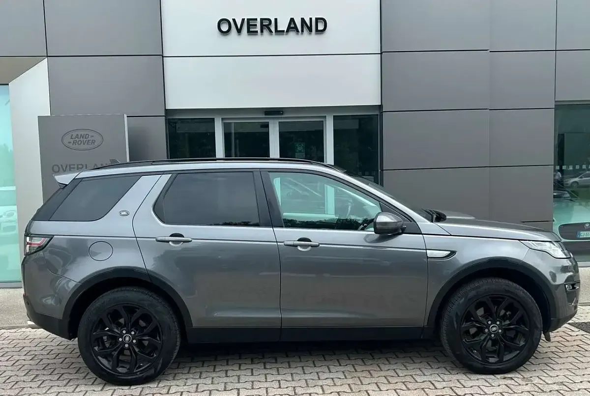 Usata Land Rover Discovery Sport Pure 179 CV (131 kW) 2016 Grigio SUV