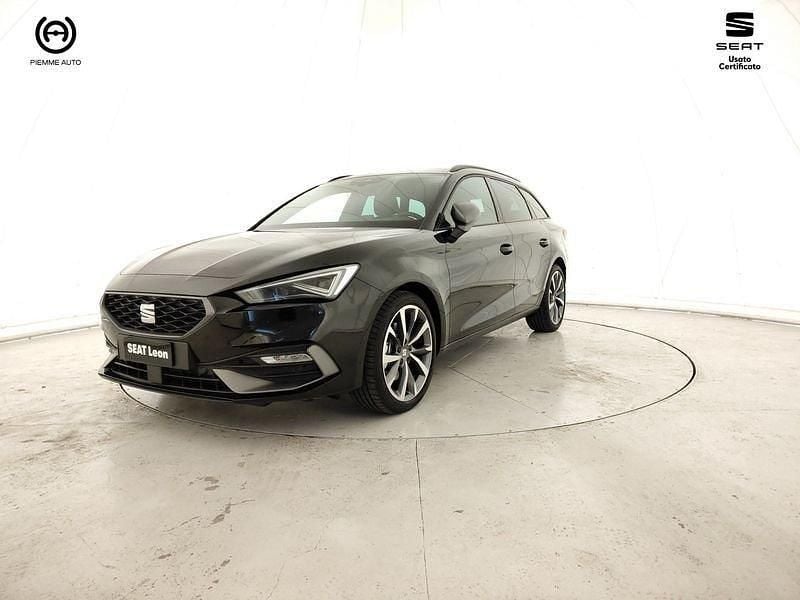 Neu Seat Leon FR 150 PS (110 kW) 2025 Schwarz Kombi