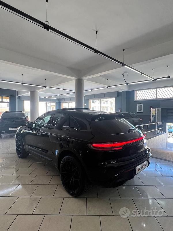 Usata Porsche Macan 265 CV (194 kW) 2023 Nero SUV