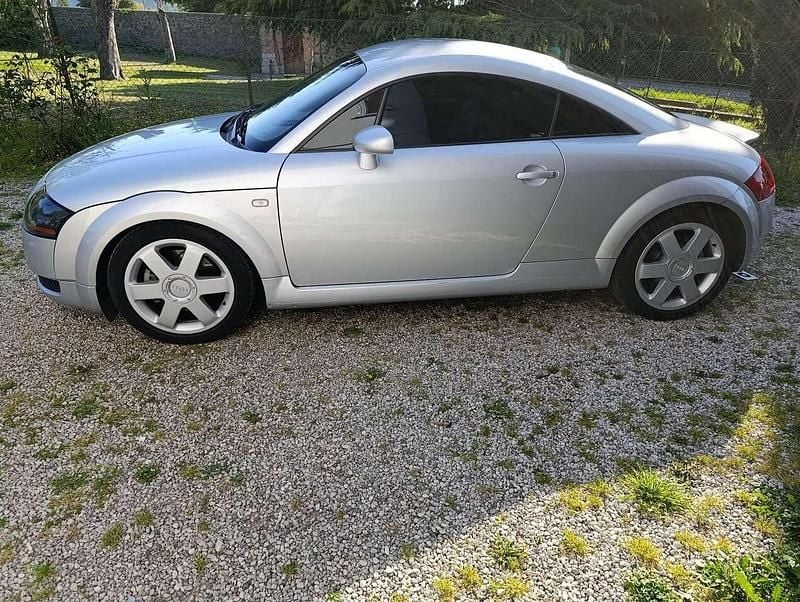 Usata Audi TT 224 CV (164 kW) 2001 Argento Coupé