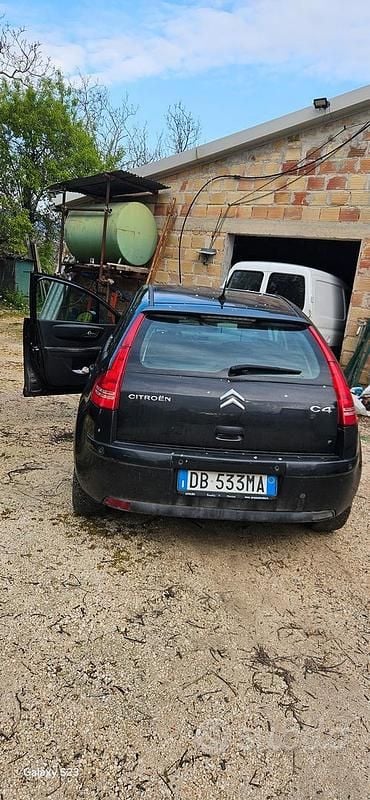 Usata Citroën C4 90 CV (66 kW) 2006 Nero Berlina