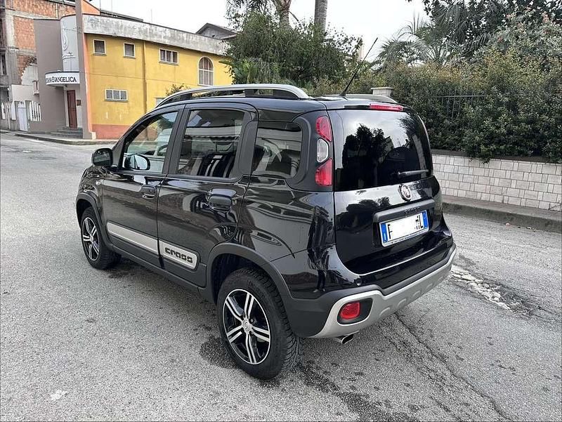 Usata Fiat Panda Cross Cross 95 CV (69 kW) 2018 Nero Utilitaria