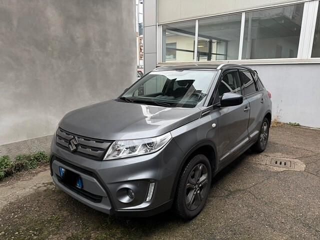 Usata Suzuki Vitara Cool 120 CV (88 kW) 2017 Argento Station wagon