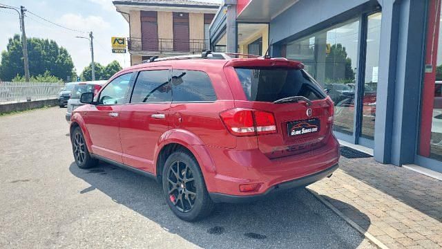 Usata Fiat Freemont Lounge 170 CV (125 kW) 2012 Bordeaux SUV