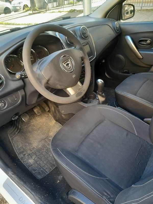 Usata Dacia Sandero Ambiance 75 CV (55 kW) 2015 Bianco Berlina